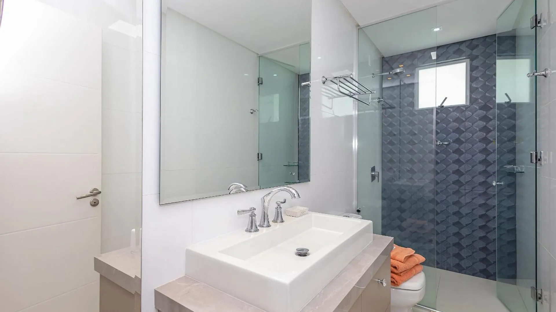 Infinity Paradise Residence | 180M Da Praia De Itapema Apartment